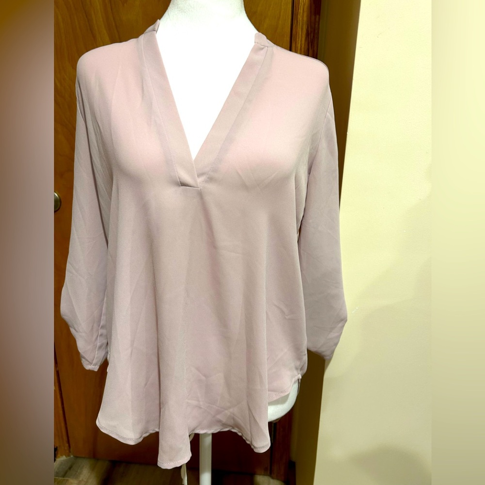 Women's Blush Pink V-Neck Blouse